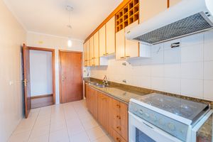 Image 39 - 924099