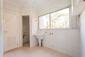 Image 34 - 924099