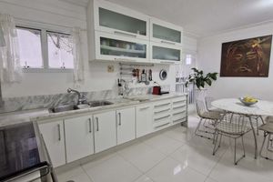 Image 44 - 924101