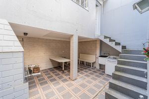 Image 41 - 924102