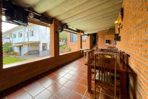 Image 29 - 924113