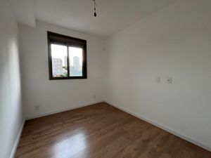 Image 38 - 924115