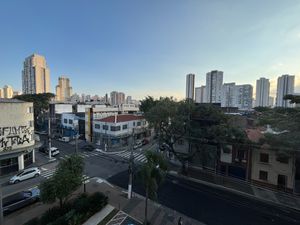 Image 29 - 924115