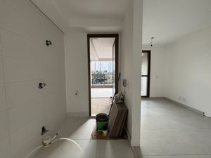 Image 32 - 924115