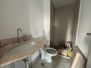 Image 37 - 924115
