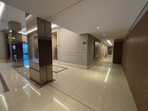 Image 24 - 924115