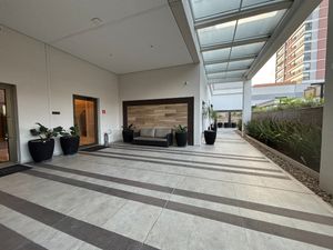 Image 18 - 924115