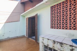 Image 10 - 924116