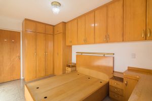 Image 10 - 924122