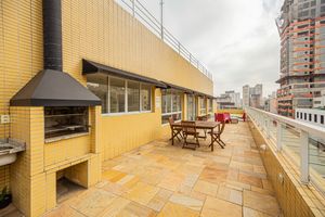 Image 15 - 924123