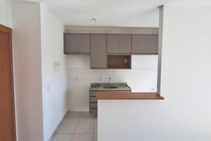 Image 4 - 924129