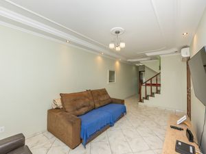 Image 15 - 924130