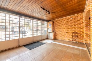 Image 3 - 924132