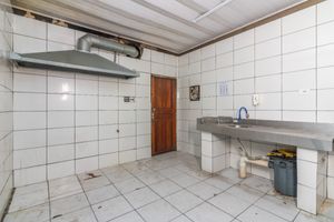 Image 13 - 924132
