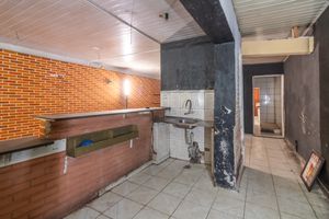 Image 8 - 924132