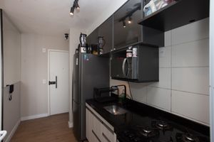 Image 10 - 924136