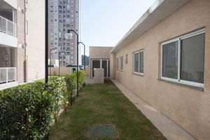 Image 43 - 924136