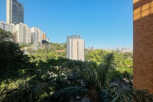 Image 9 - 924140