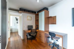 Image 4 - 924144