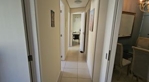 Image 5 - 924148