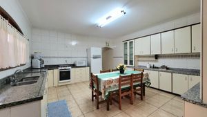 Image 25 - 924151