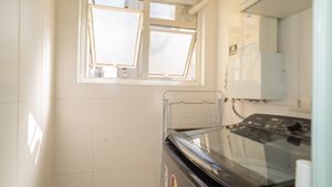 Image 33 - 924152