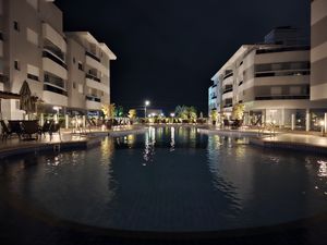 Image 40 - 924153