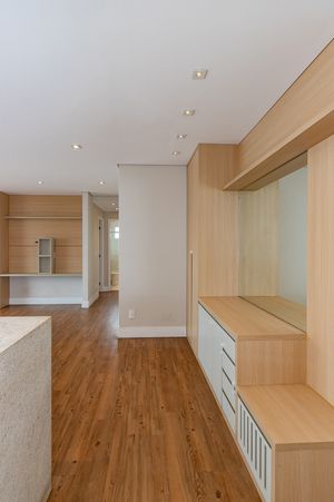 Image 20 - 924164