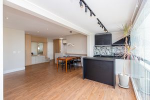 Image 6 - 924164
