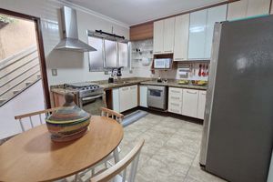 Image 16 - 924172