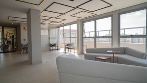 Image 33 - 924182