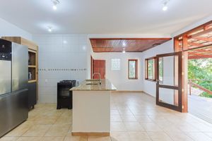 Image 33 - 924194