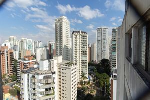 Image 23 - 924196