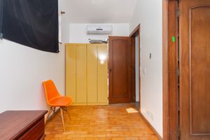 Image 44 - 924202