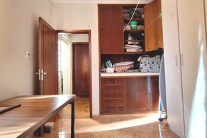 Image 31 - 924207