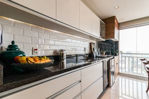 Image 15 - 924209