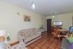 Image 3 - 924214