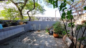 Image 14 - 924215