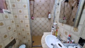 Image 11 - 924215
