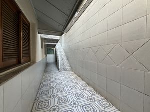 Image 26 - 924218