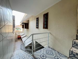 Image 7 - 924218