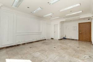Image 3 - 924220