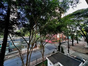 Image 44 - 924223