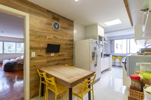 Image 27 - 924225
