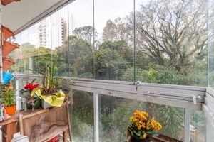 Image 17 - 924225