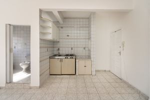 Image 4 - 924226
