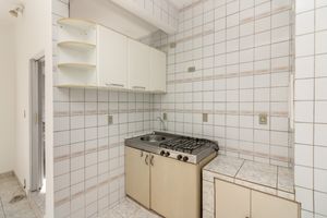 Image 9 - 924226
