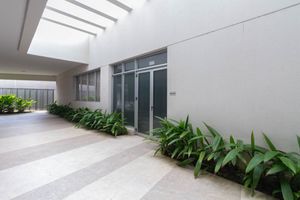 Image 35 - 924227