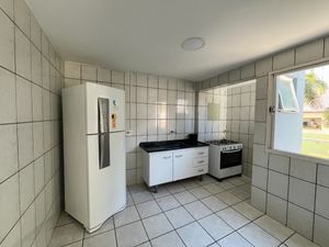 Image 15 - 924232