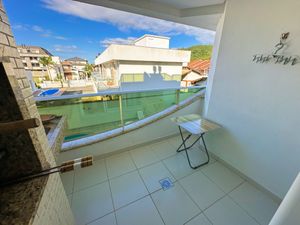 Image 4 - 924238